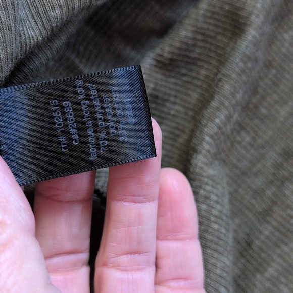 John Varvatos XXL Olive Green Henley Like New - Picture 5 of 6